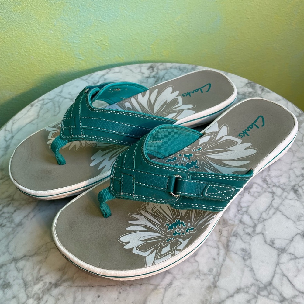 Clark’s Teal Sandals